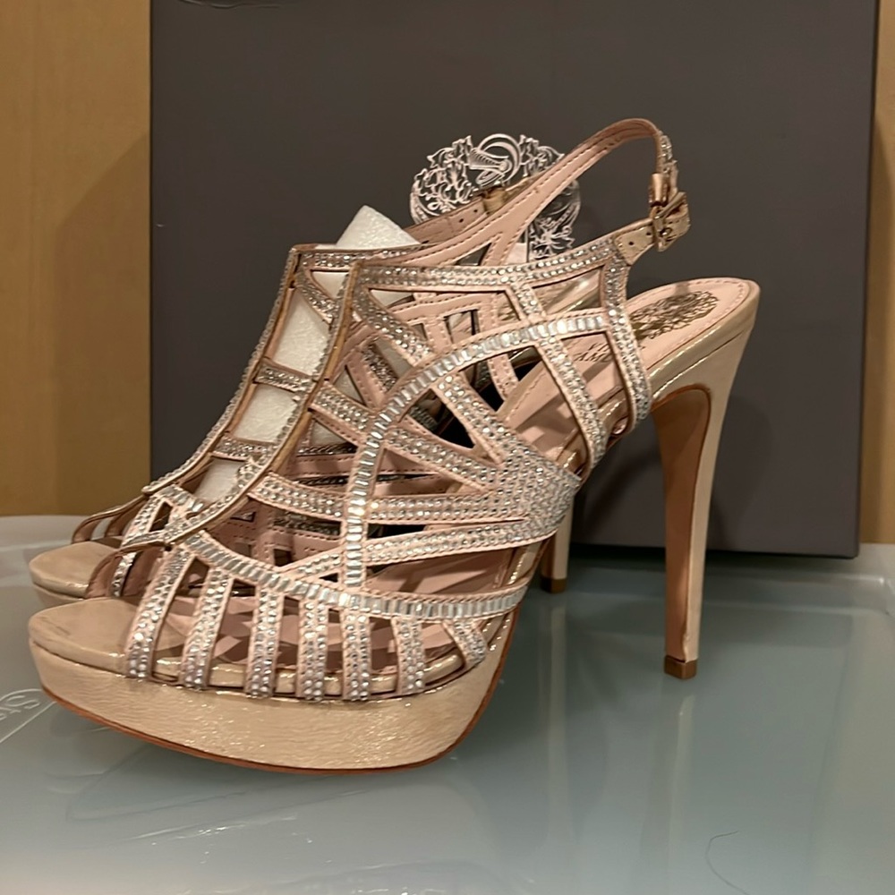 Vince Camuto Platform heels. Size 9.5